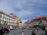 Old Town Square mit Pomník Jana Husa-Denkmal
