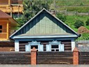 Wohnhaus in Listwjanka am Baikalsee, Sibirien, Russland