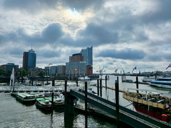 Hamburg (D)